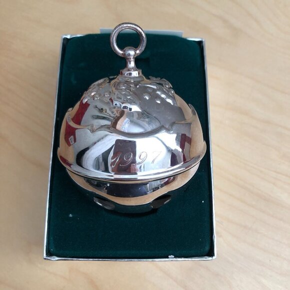 Vintage 1997 Holly Bell by Reed & Barton Silver Plated Christmas Ornament in Box - Picture 2 of 8